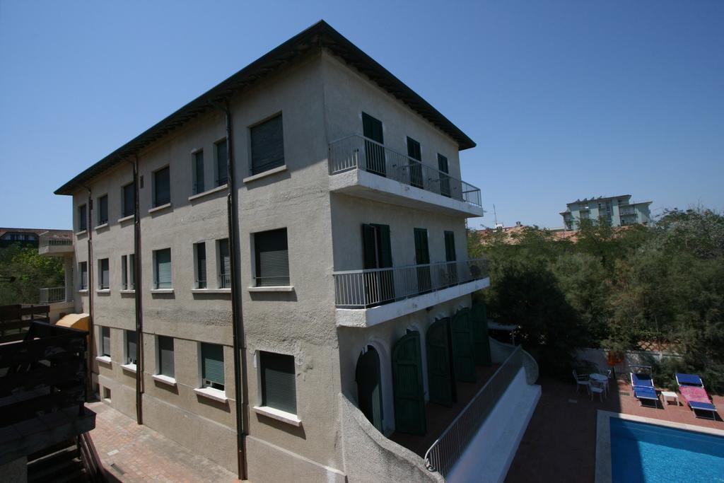 Hotel Villa Furia Bellaria-Igea Marina Eksteriør bilde